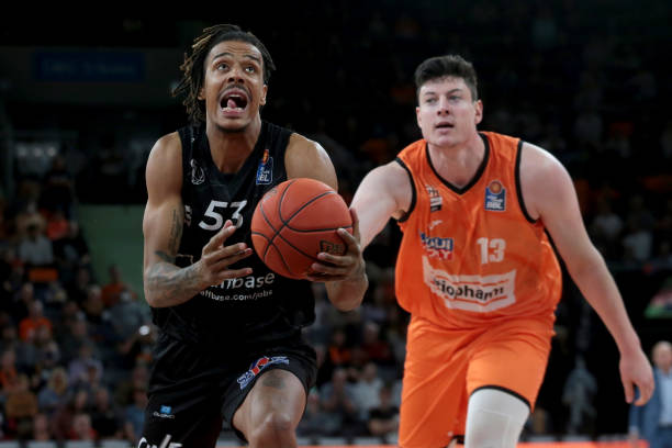 勒沃库森在 勒沃库森在