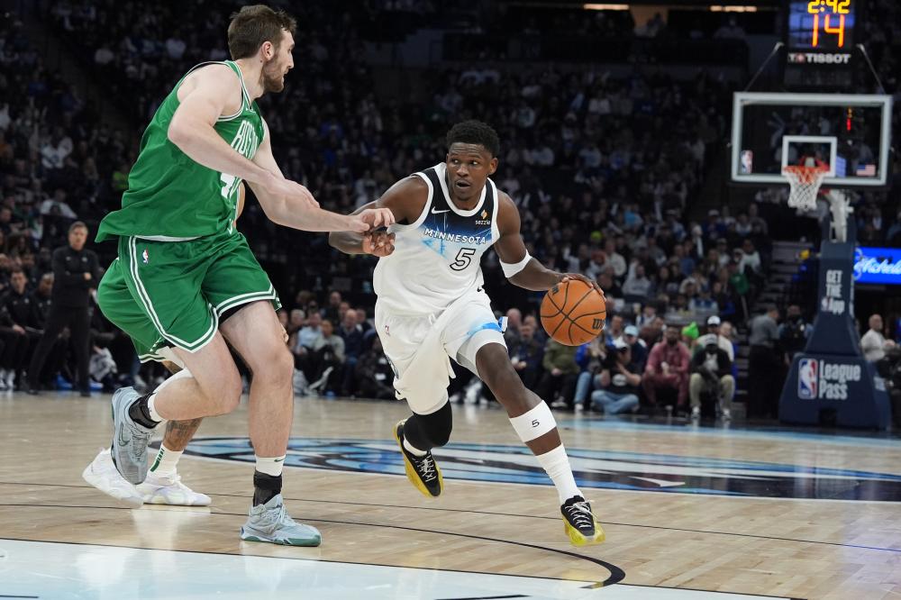 赵继伟抓住 赵继伟抓住