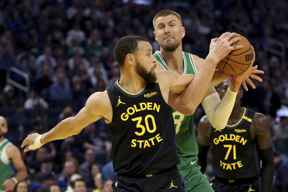 伦西亚正面 伦西亚正面